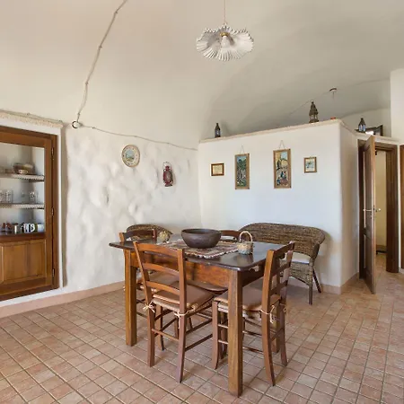 Pajara Acquaviva Castro (Lecce)